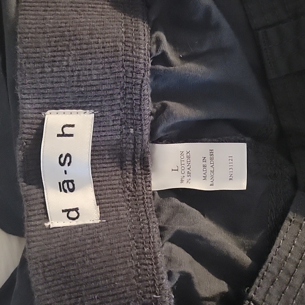 Gray Cargo Shorts L, NWT - Picture 4 of 5